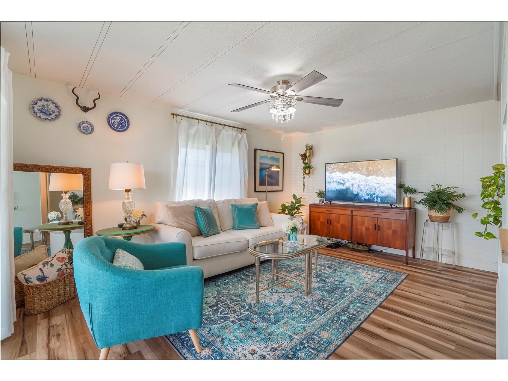 512 Imperial Drive North Port FL 34287 A4692809 image2