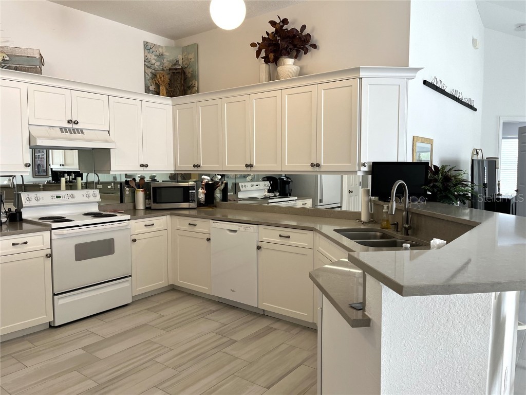 512 Islamorada Boulevard Punta Gorda FL 33955 - CHARLOTTE HARBOR C7504394 image30