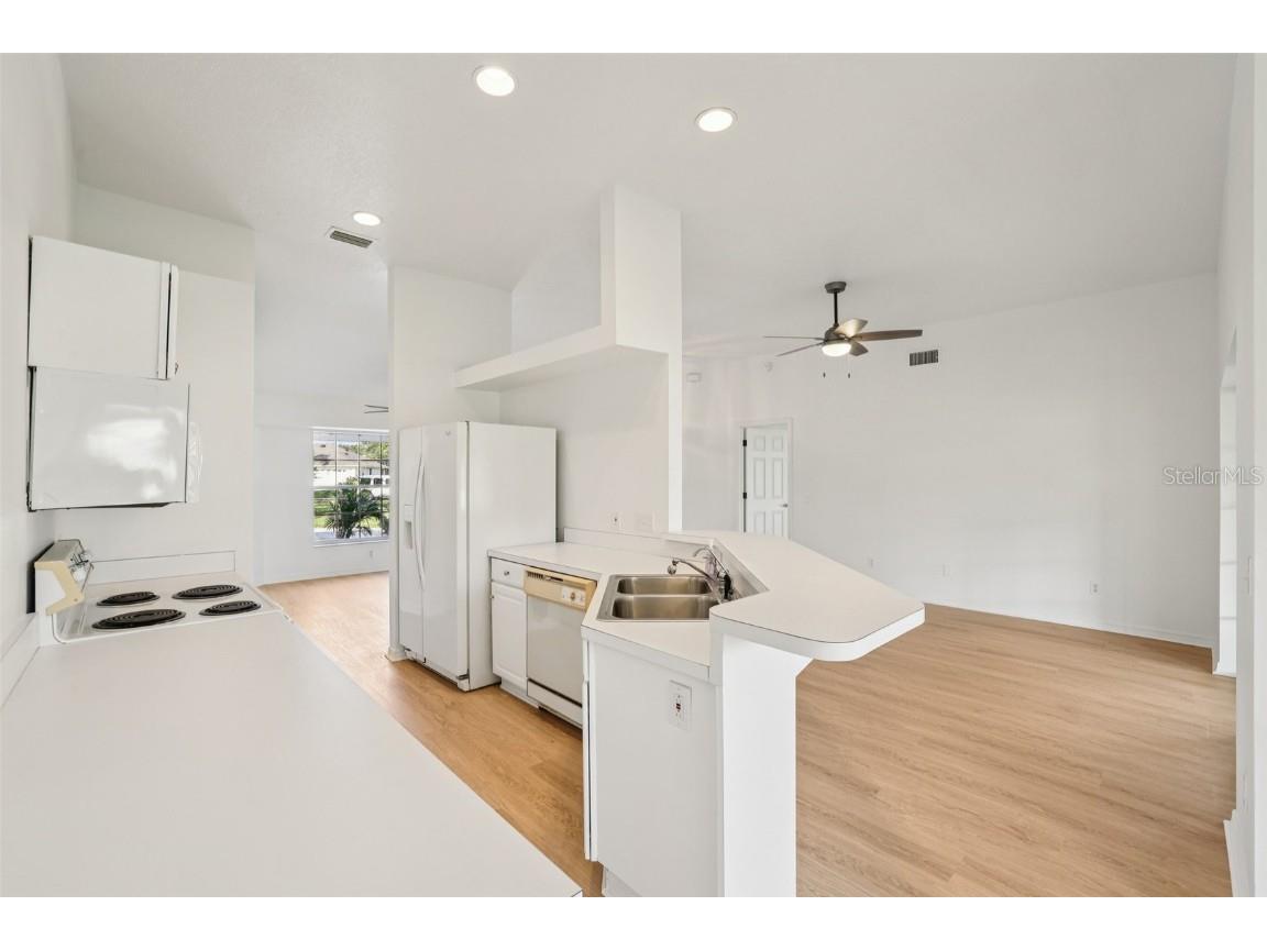 512 Juniper Way Tavares FL 32778 G5104072 image18