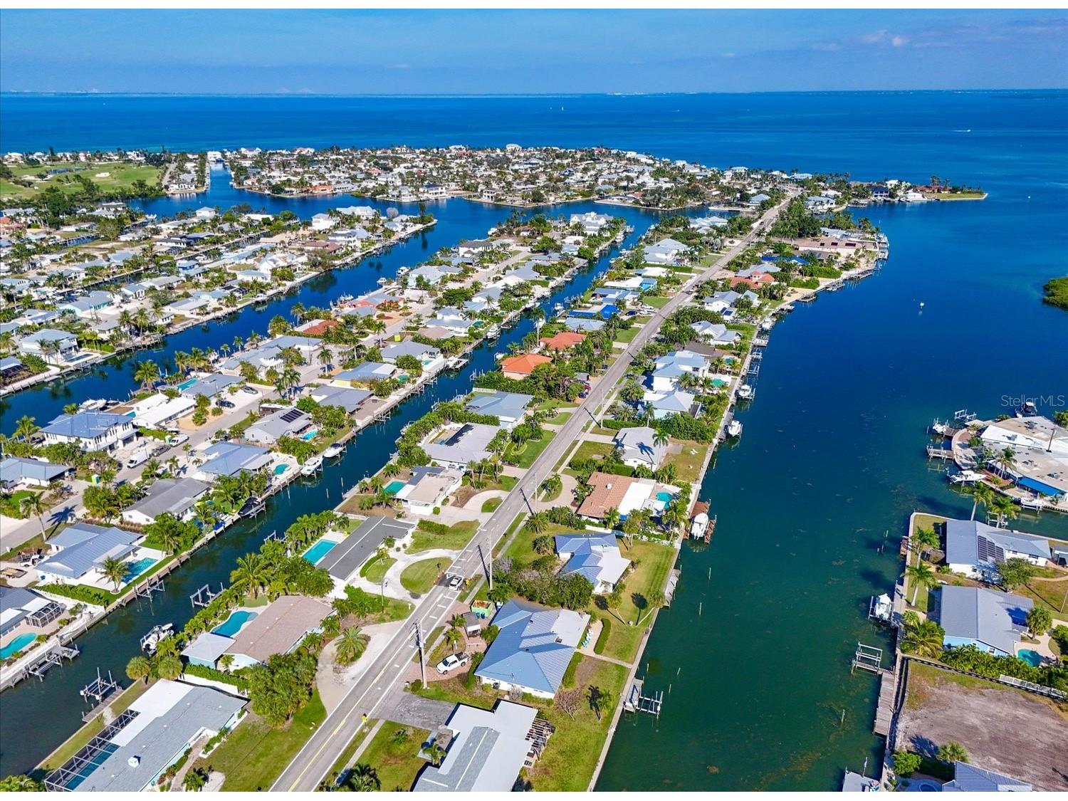 512 Key Royale Drive Holmes Beach FL 34217 A4693243 image16