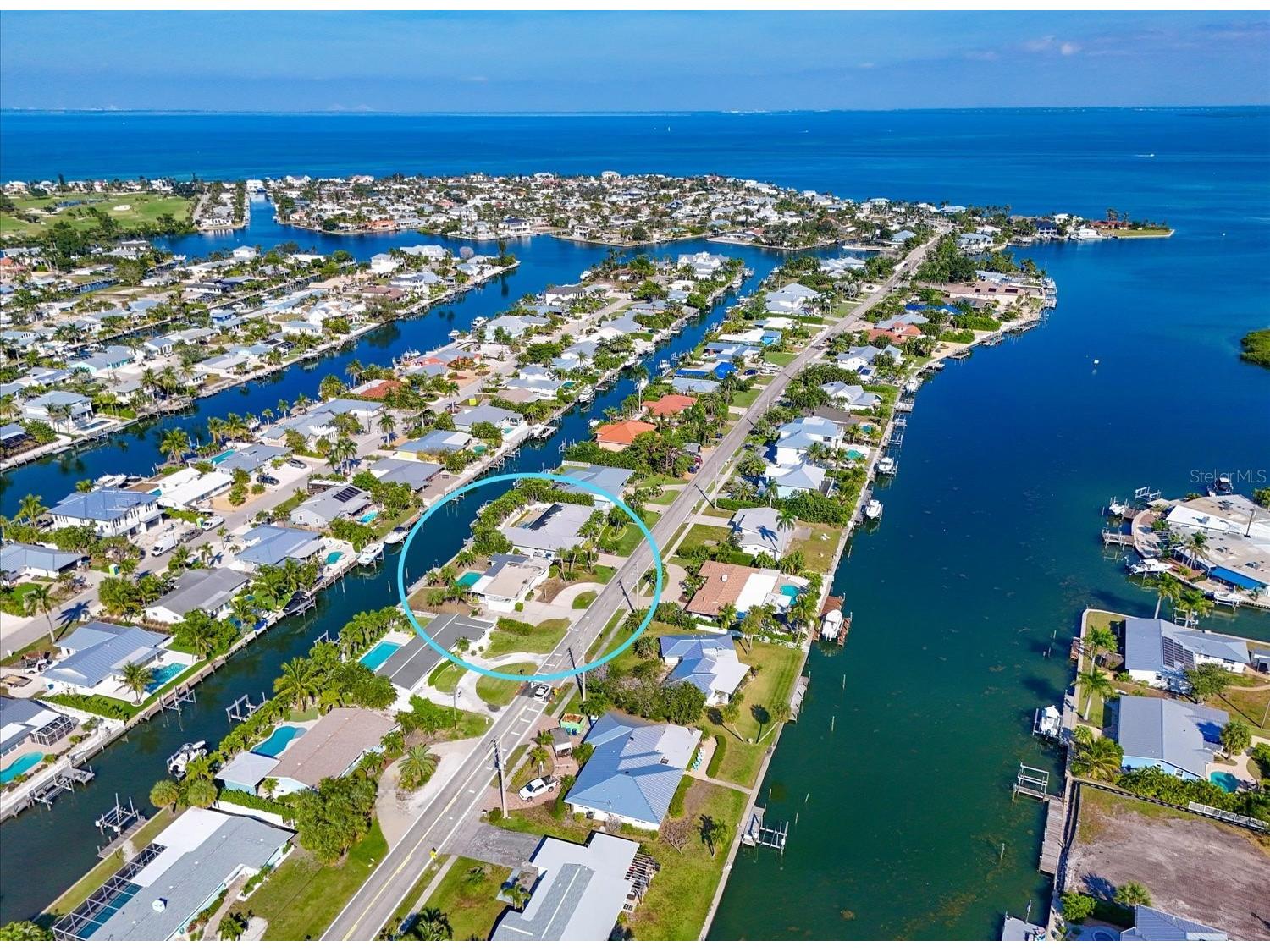 512 Key Royale Drive Holmes Beach FL 34217 A4693243 image17