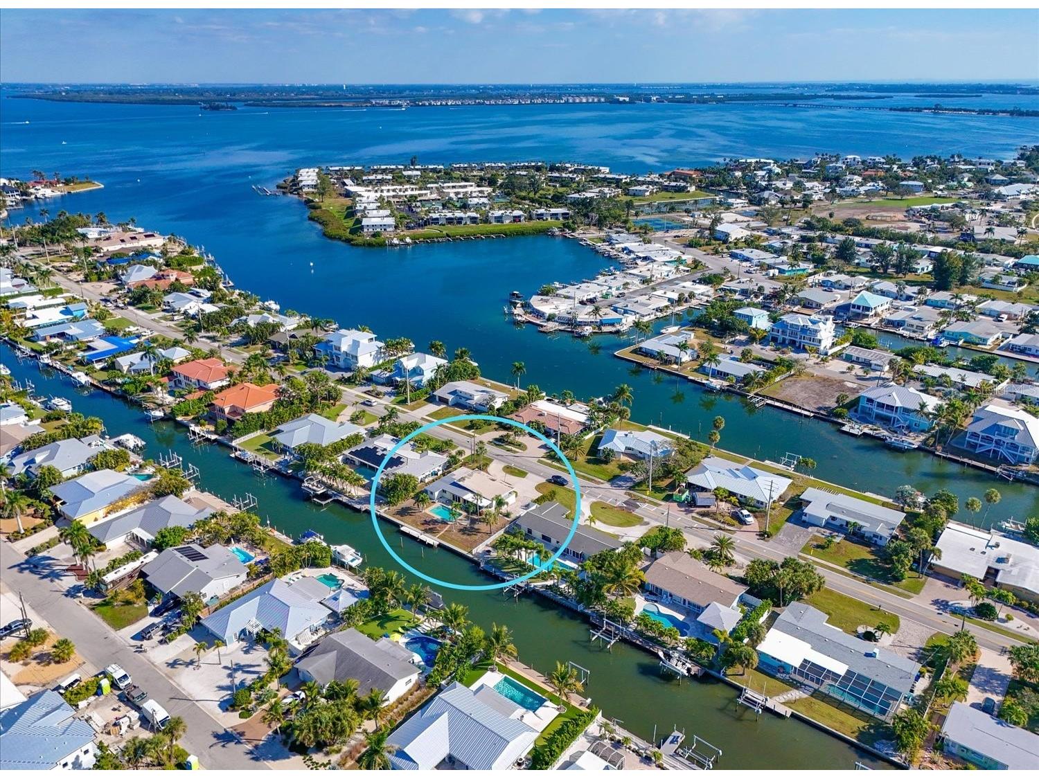 512 Key Royale Drive Holmes Beach FL 34217 A4693243 image19