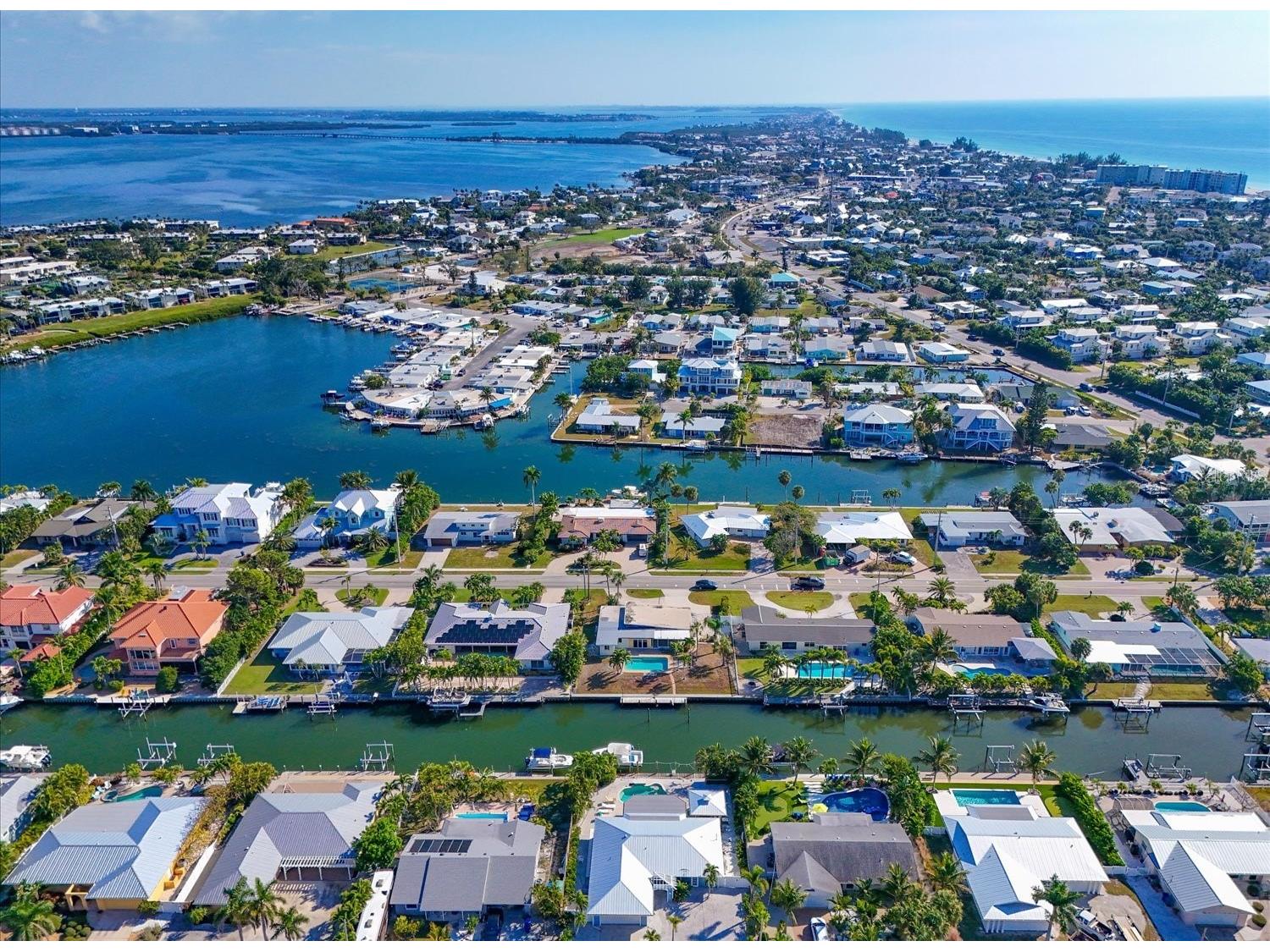 512 Key Royale Drive Holmes Beach FL 34217 A4693243 image20