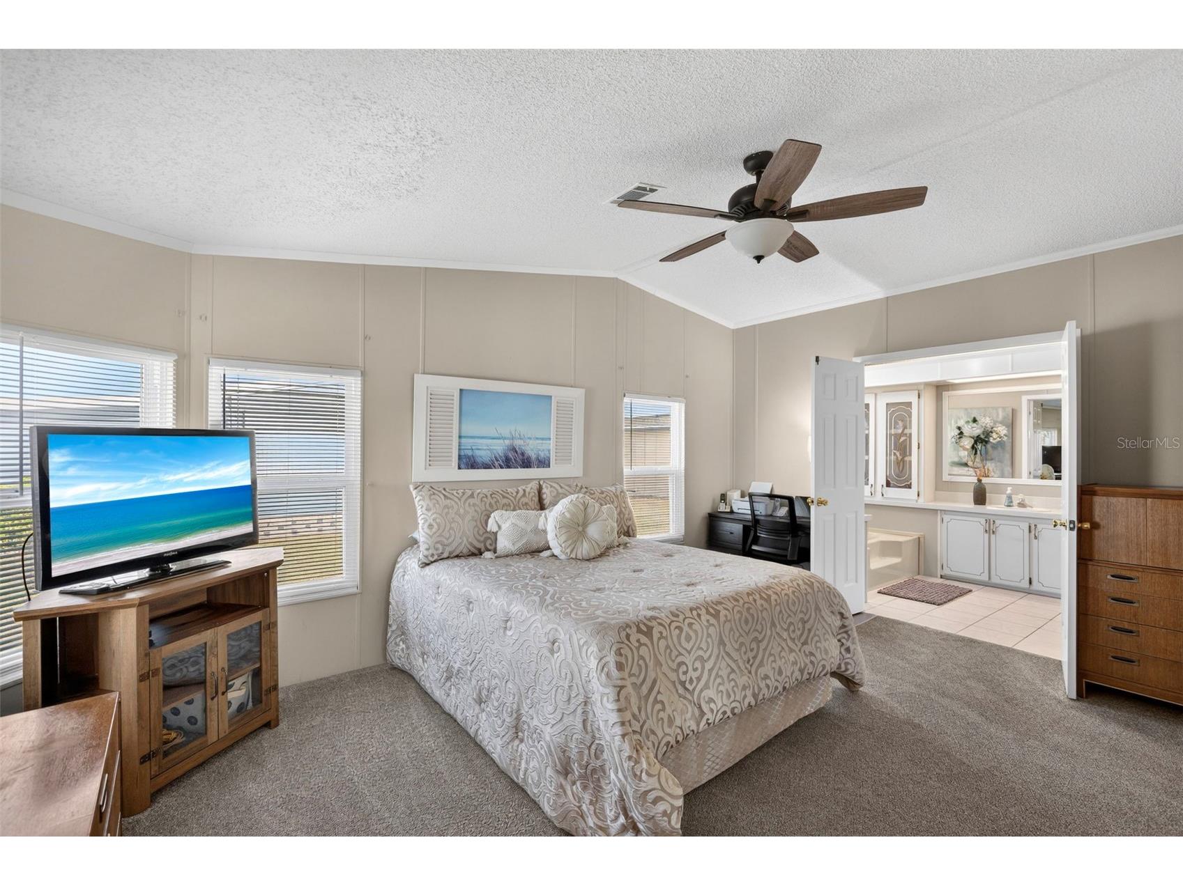 512 La Playa Circle North Port FL 34287 TB8455526 image18