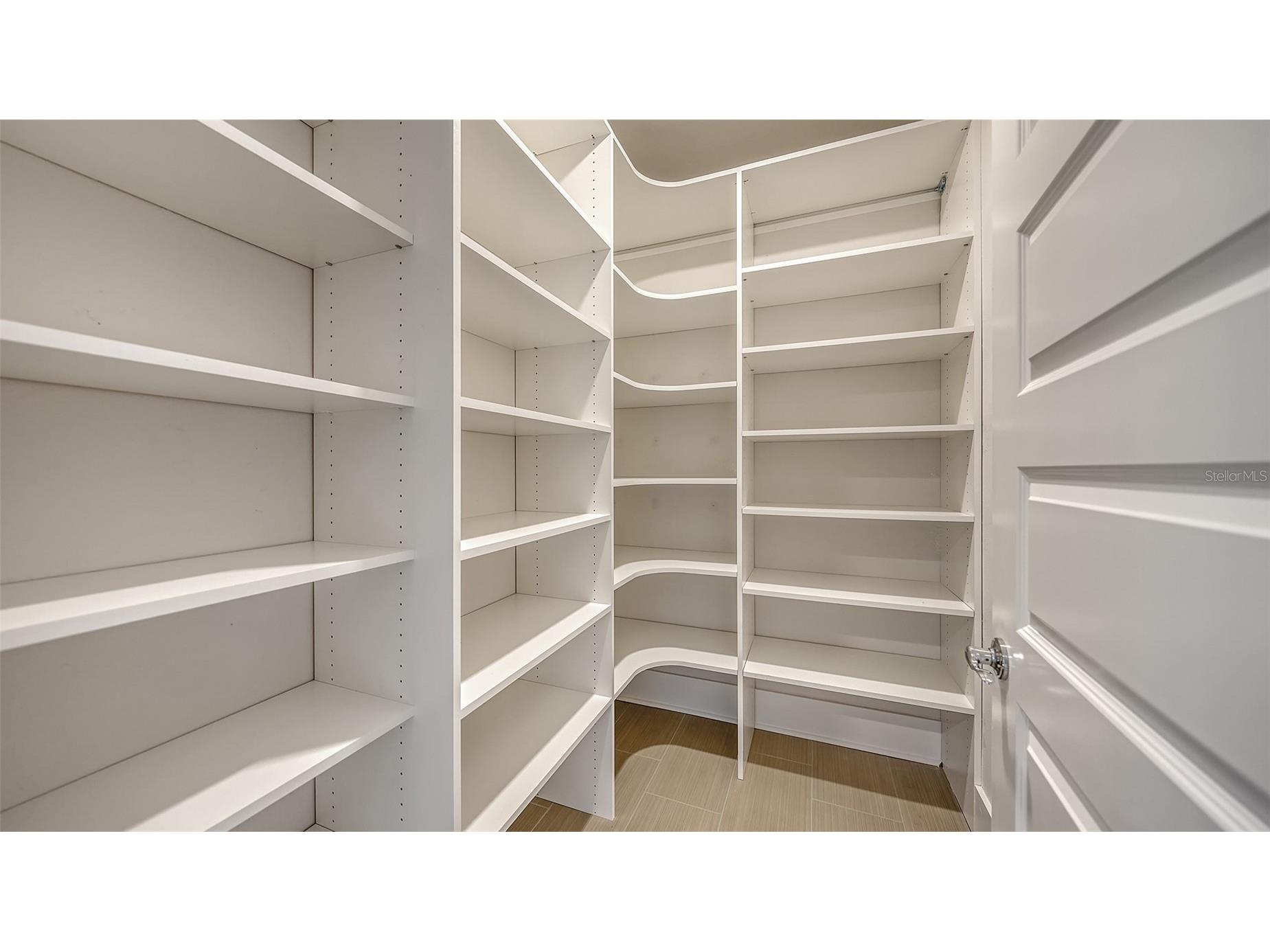 512 Laurel Park Drive Sarasota FL 34236 A4690253 image19