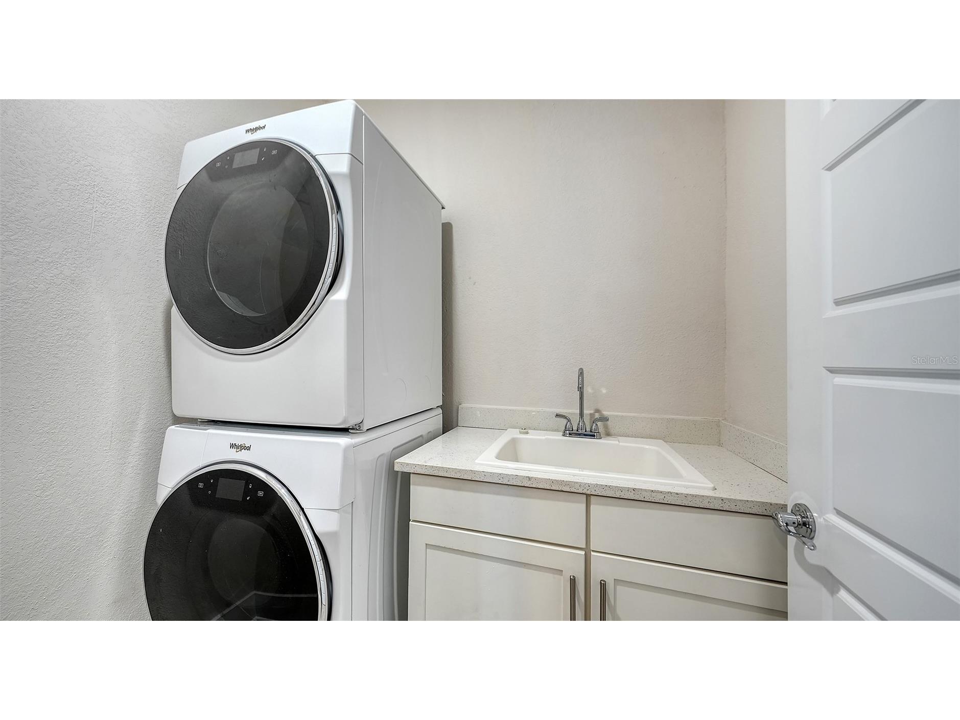 512 Laurel Park Drive Sarasota FL 34236 A4690253 image36