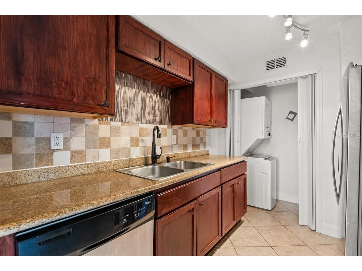 512 Orange Drive #32 Altamonte Springs FL 32701 O6362915 image14