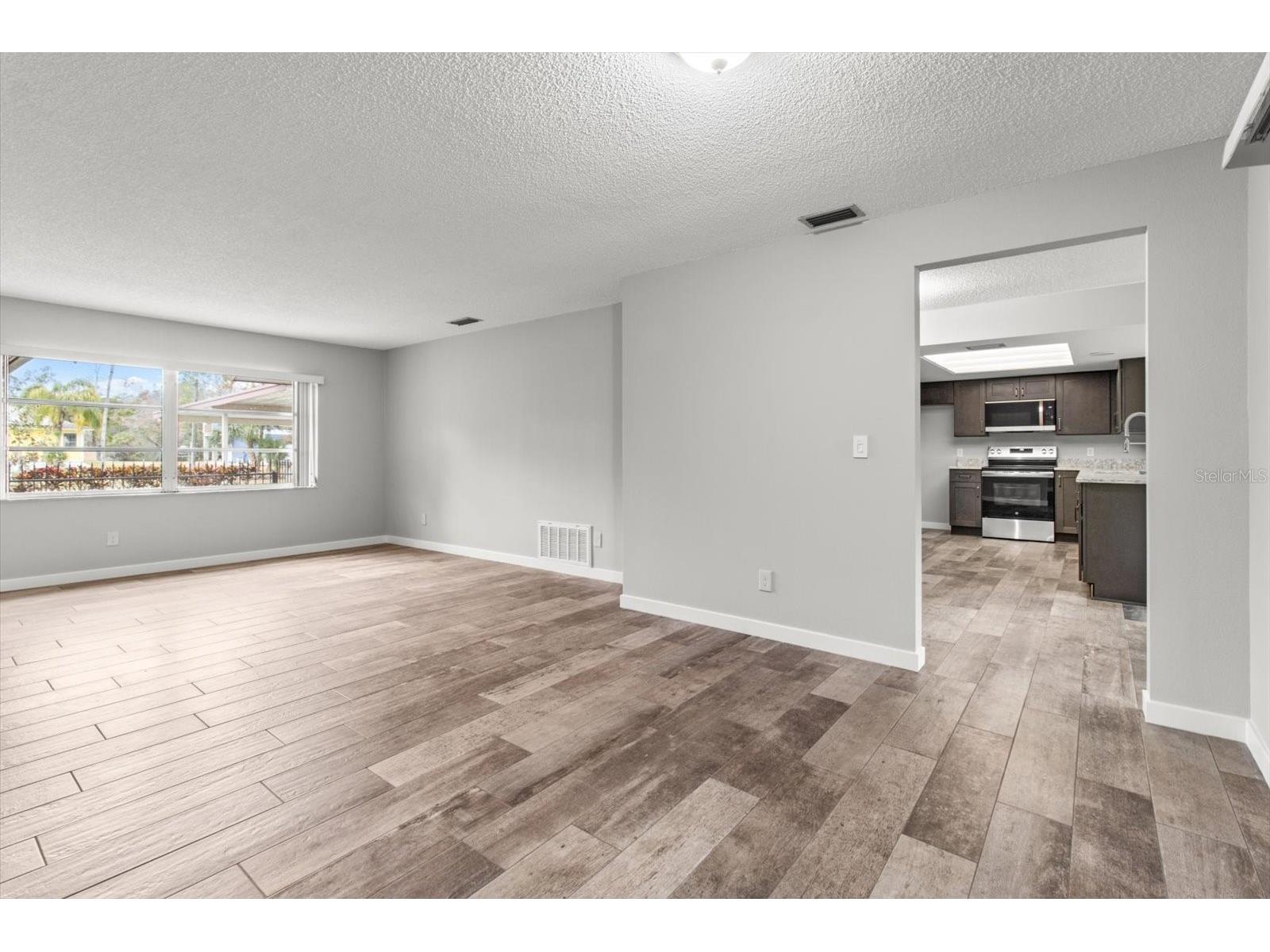 512 Paradise Point Crystal River FL 34429 OM726138 image23