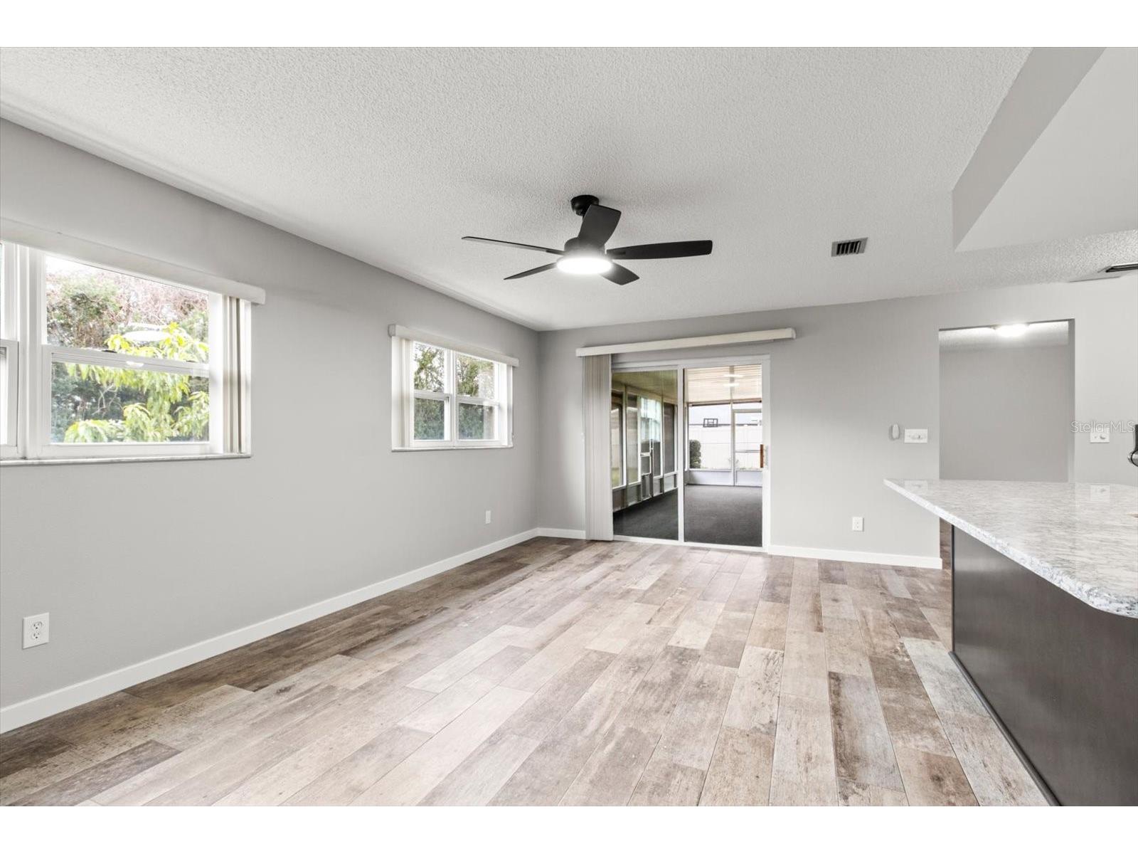 512 Paradise Point Crystal River FL 34429 OM726138 image25