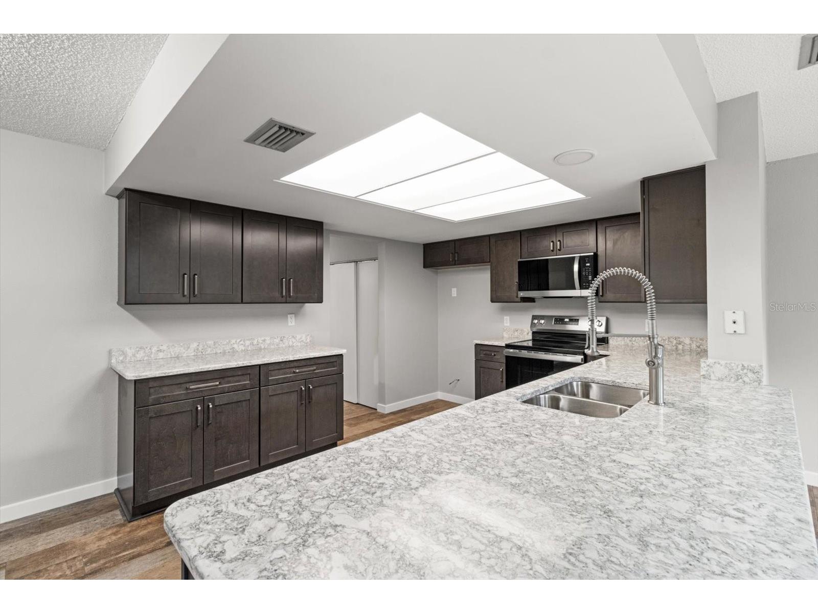 512 Paradise Point Crystal River FL 34429 OM726138 image30