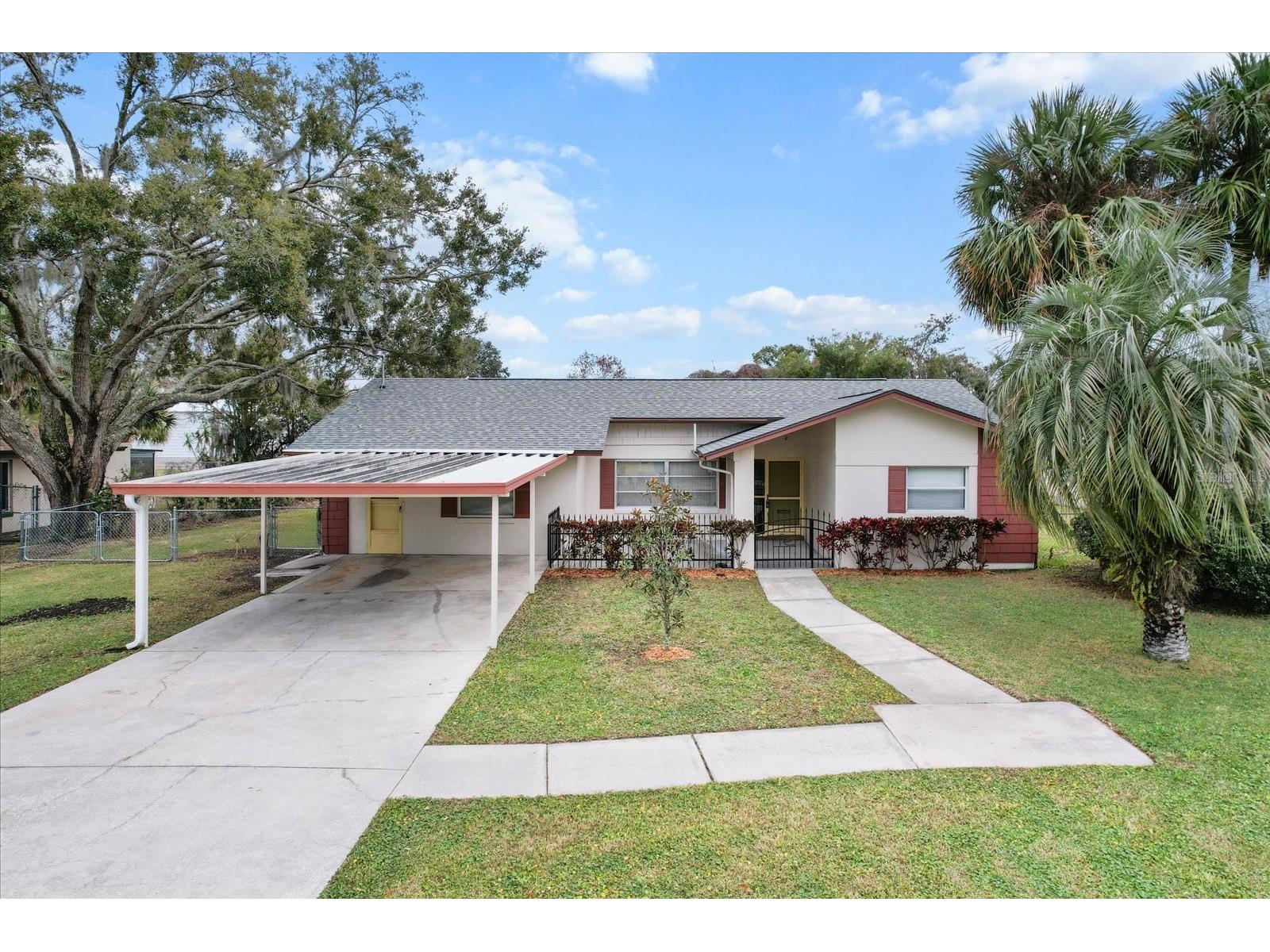 512 Paradise Point Crystal River FL 34429 OM726138 image58