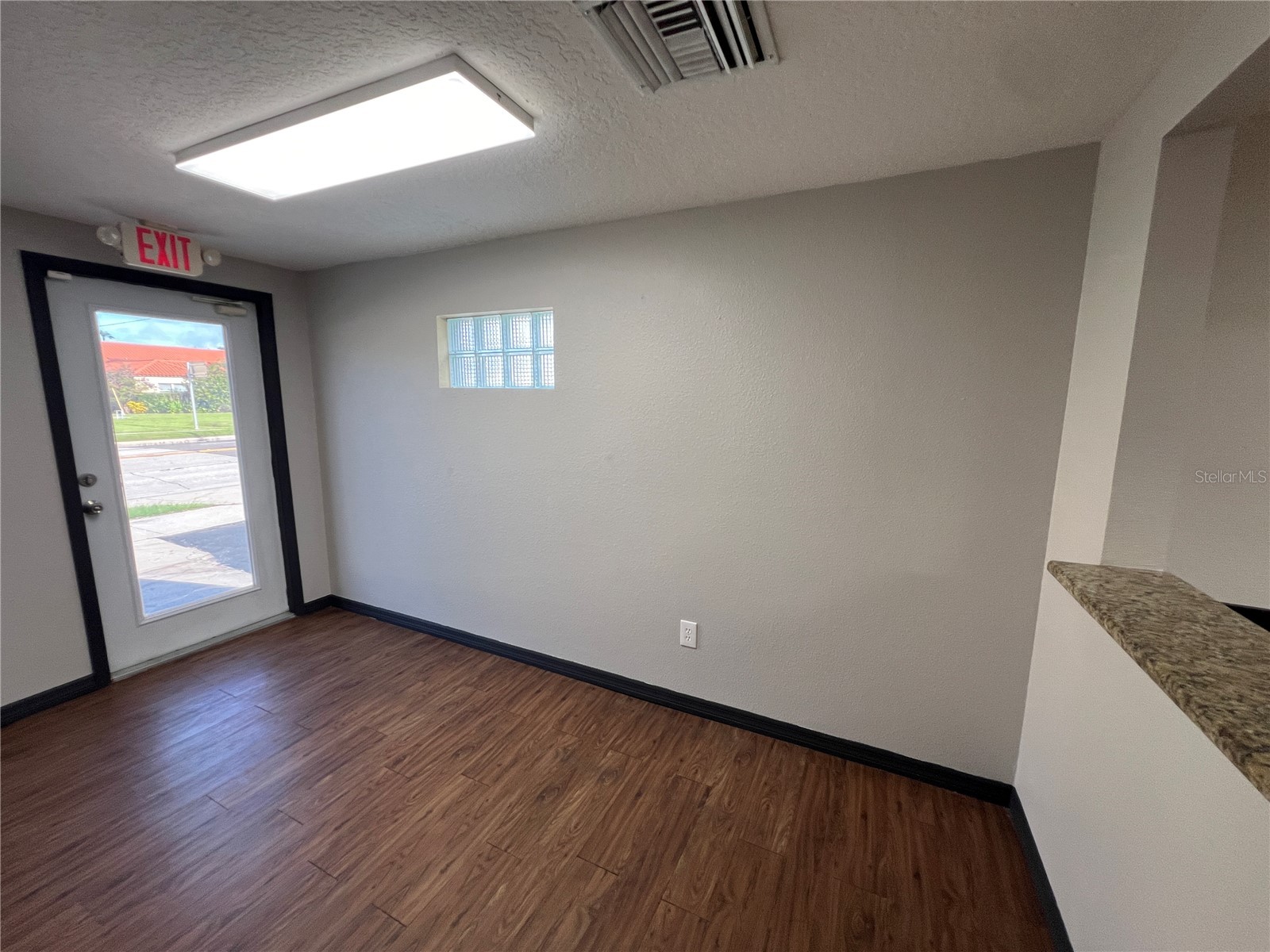 512 S Dale Mabry Highway Tampa FL 33609 TB8480563 image11