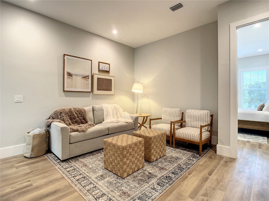 512 S Peninsula Avenue New Smyrna Beach FL 32169 O6314515 image26