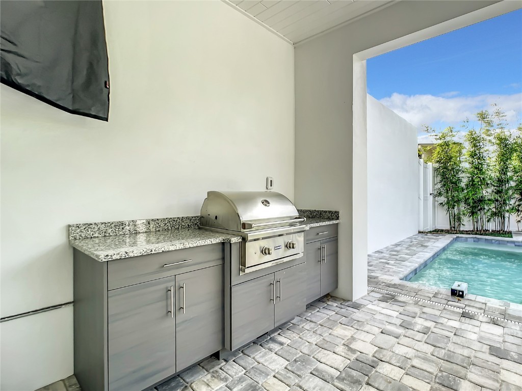 512 S Peninsula Avenue New Smyrna Beach FL 32169 O6314515 image32