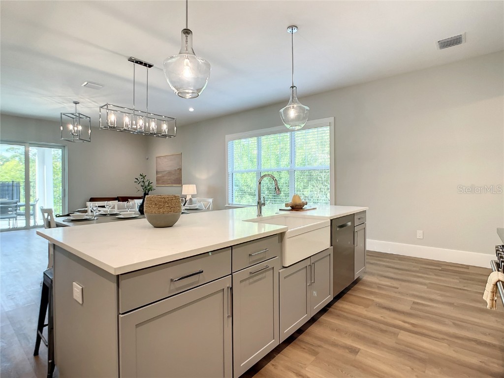 512 S Peninsula Avenue New Smyrna Beach FL 32169 O6314515 image6