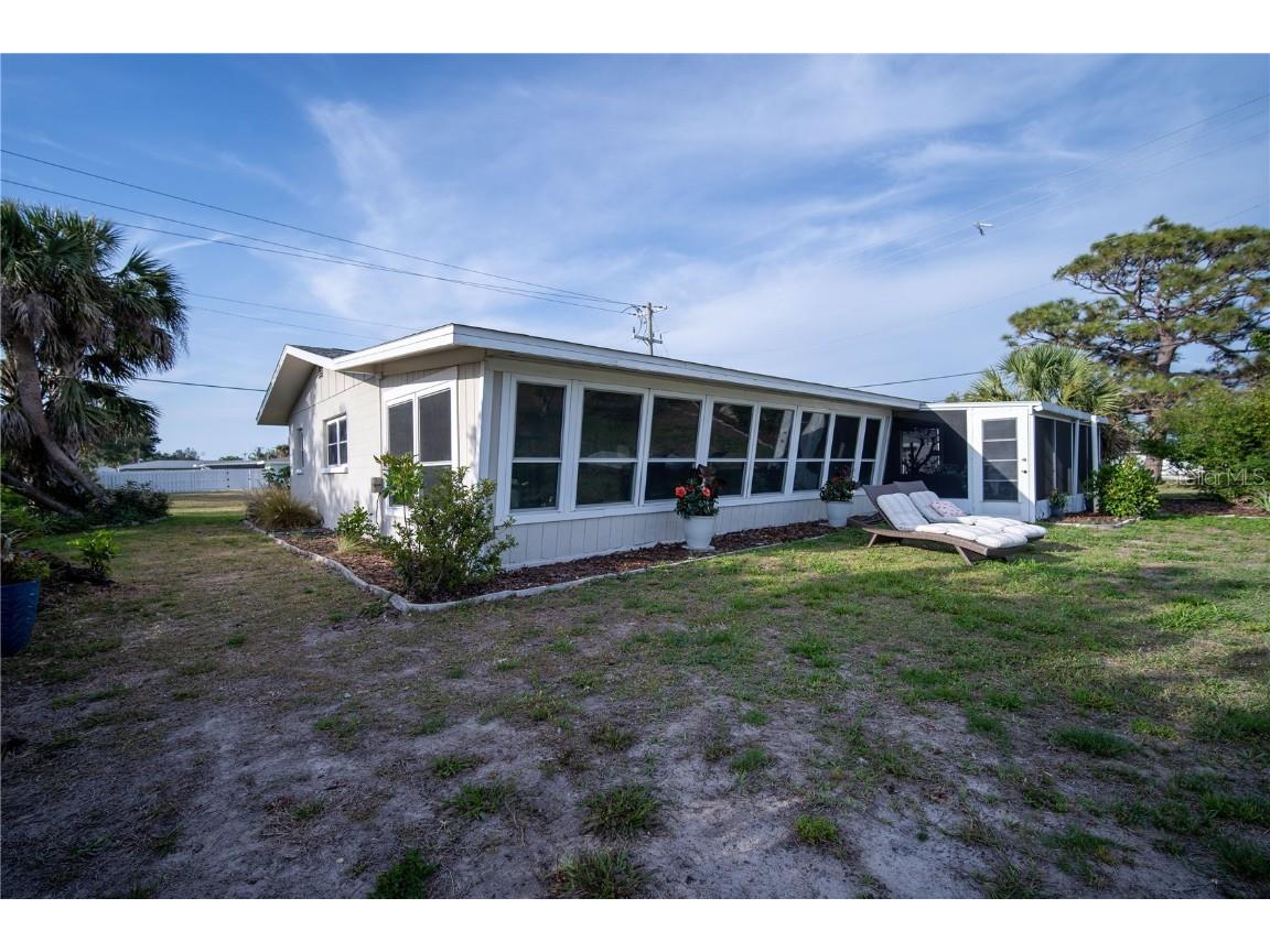 512 Shamrock Blvd Venice FL 34293 A4677386 image27