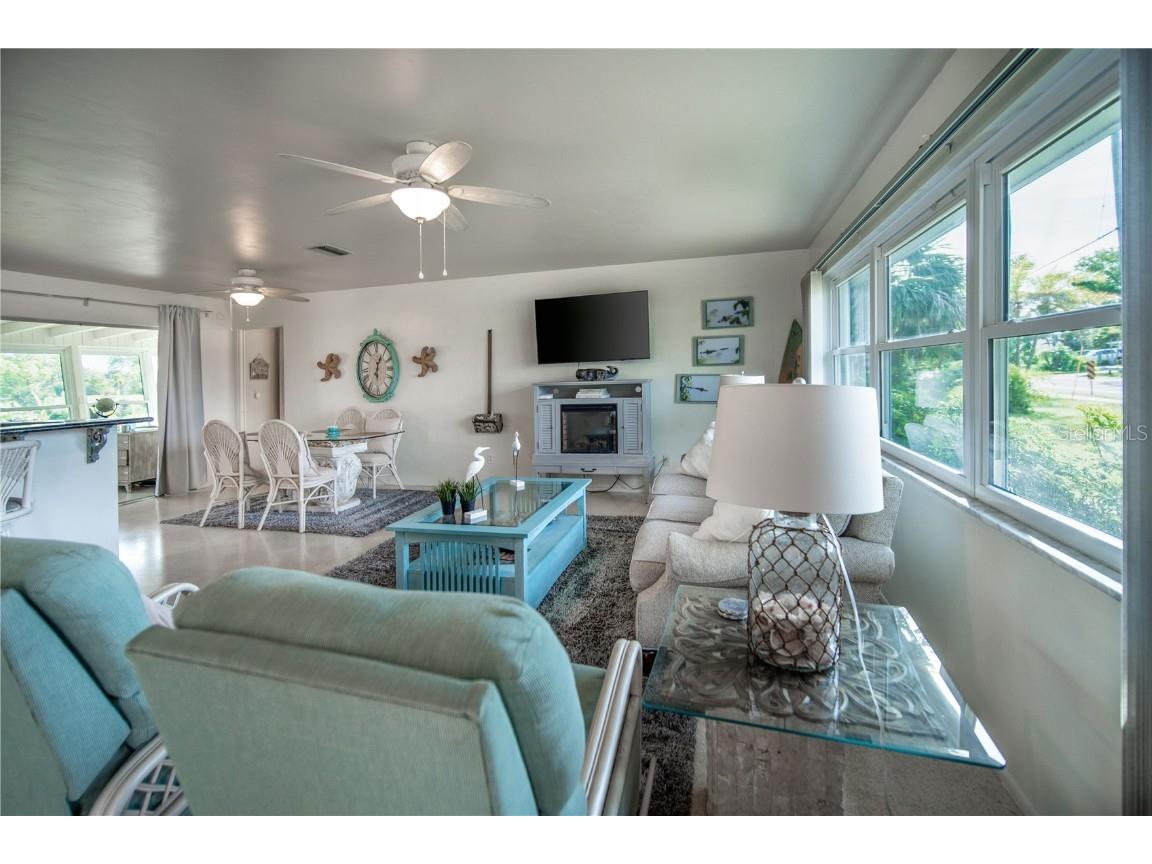 512 Shamrock Blvd Venice FL 34293 A4677386 image9