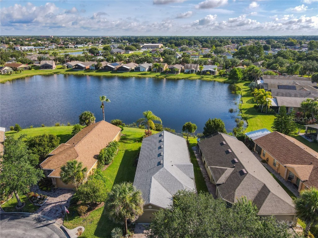 512 Via Veneto Court Poinciana FL 34759 S5086310 image1