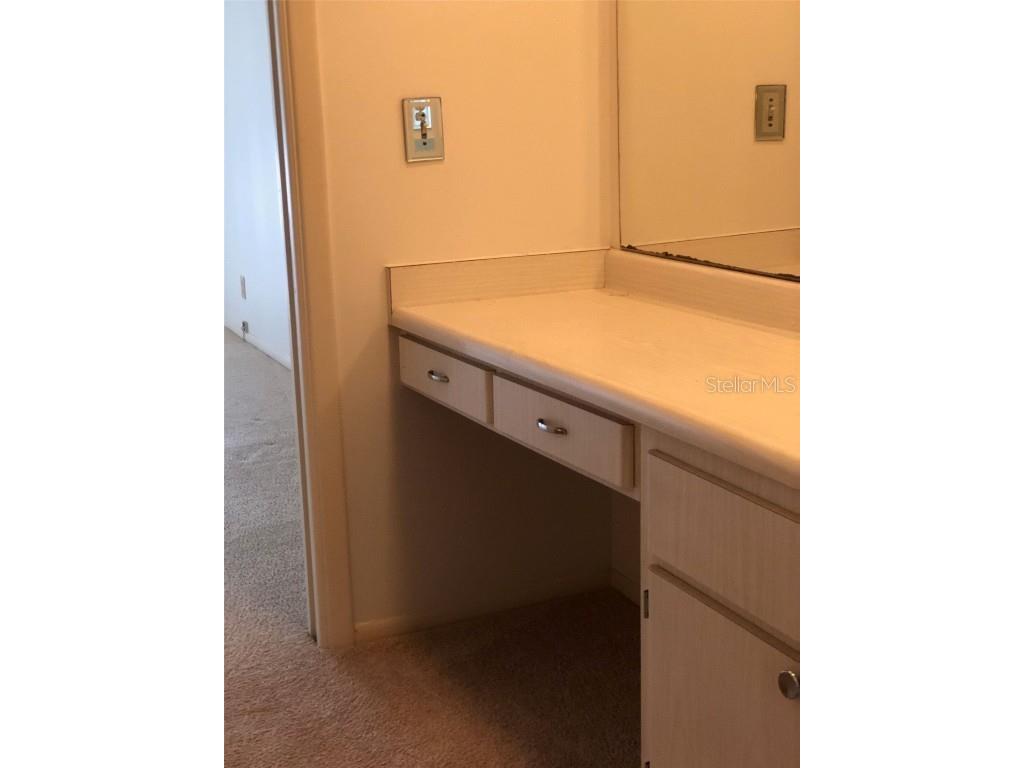 512 W Venice Avenue #205 Venice FL 34285 N6138967 image2