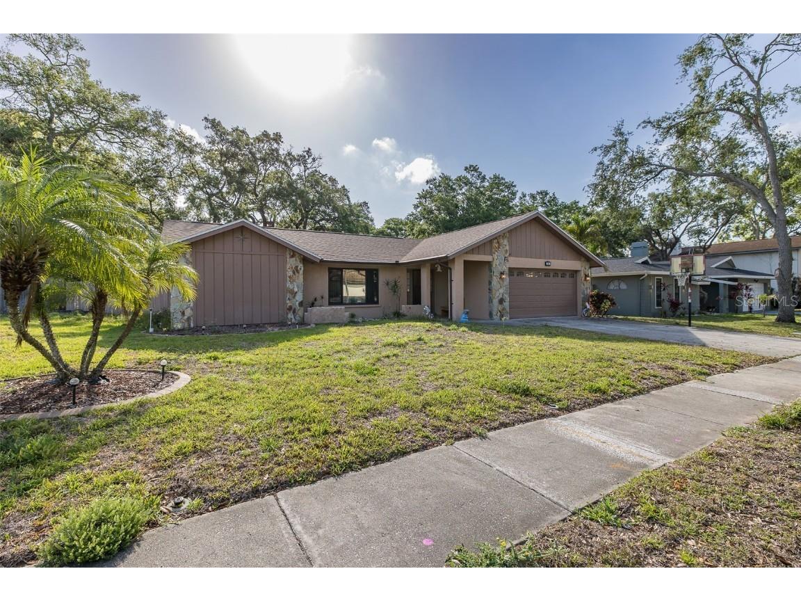 512 Winding Willow Drive Palm Harbor FL 34683 W7874275 image1