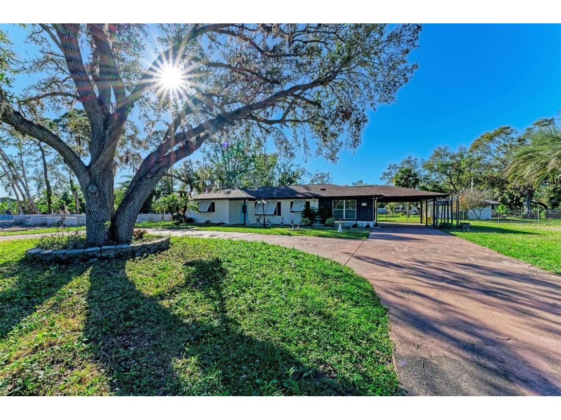 5120 33rd Street E Bradenton FL 34203 A4631604 image1