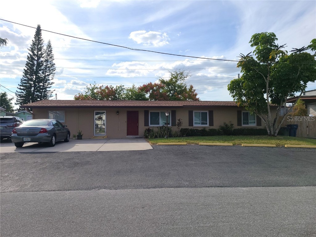 5120-B 15th Street Court E Bradenton FL 34203 A4564341 image1