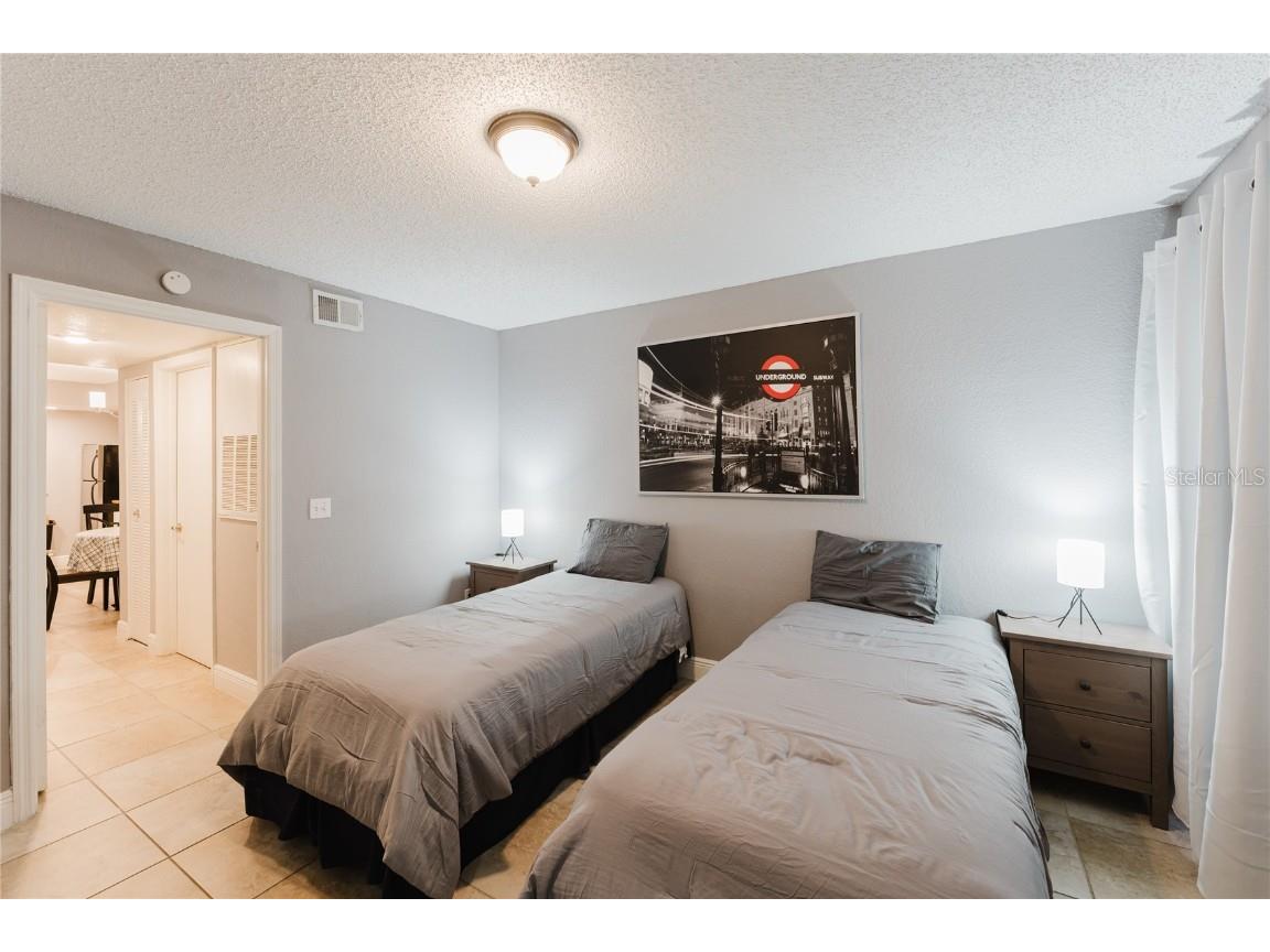 5120 Conroy Rd #18 Orlando FL 32811 O6357984 image16