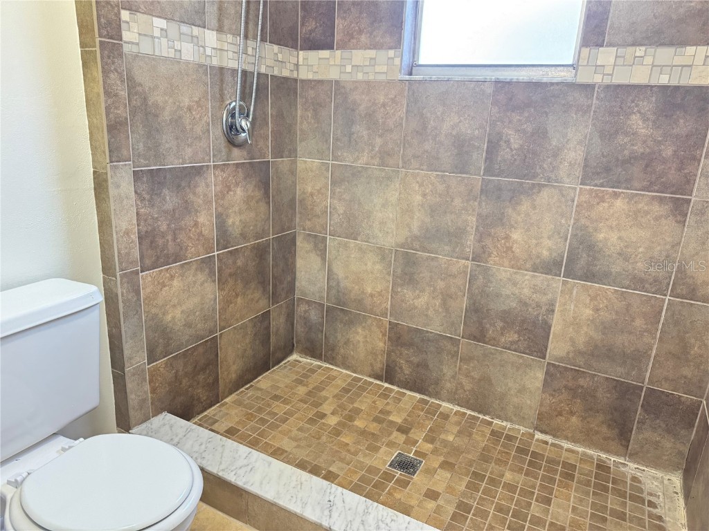 5120 Lazy Lake Cir Orlando FL 32821 O6297914 image25