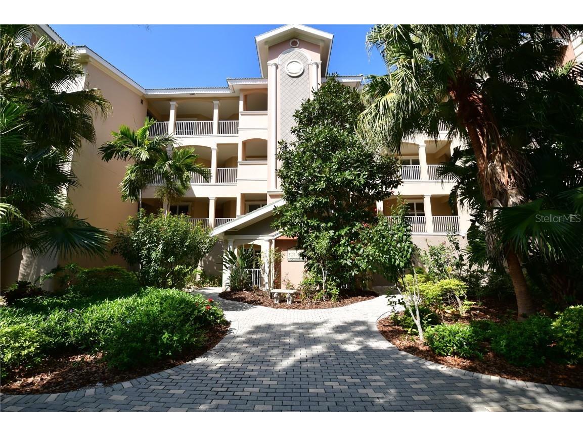 5120 Manorwood Drive #4C Sarasota FL 34235 U8234386 image1