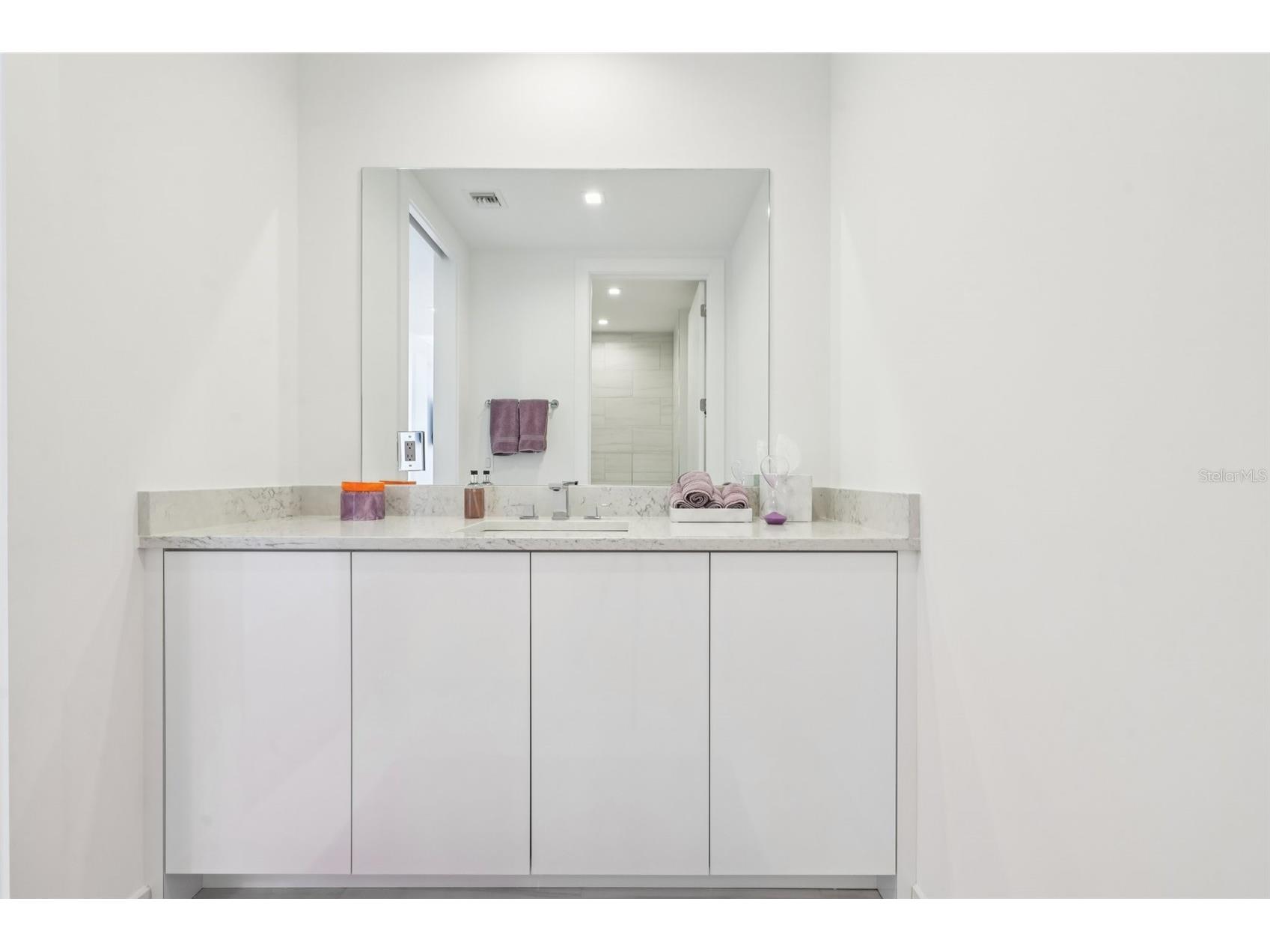 5120 Marina Way #14002 Tampa FL 33611 TB8473118 image35