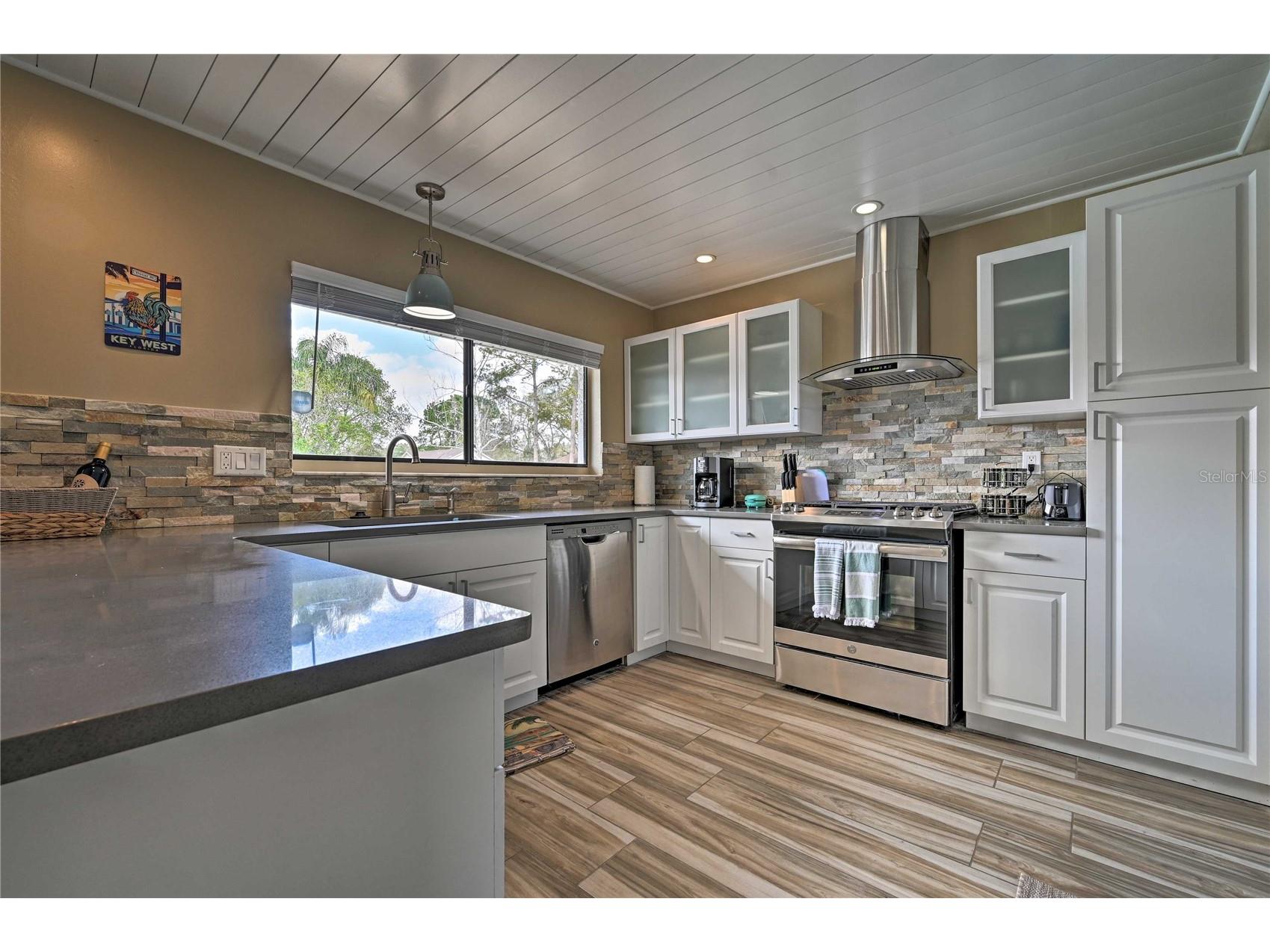 5120 Nashville Drive Tampa FL 33624 TB8511092 image15