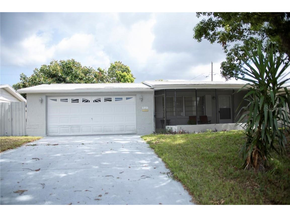 5121 Dove Drive New Port Richey FL 34652 T3496125 image1