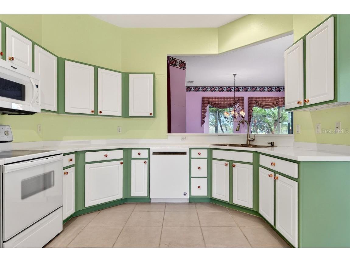 5121 Flagstone Drive Sarasota FL 34238 A4675325 image16