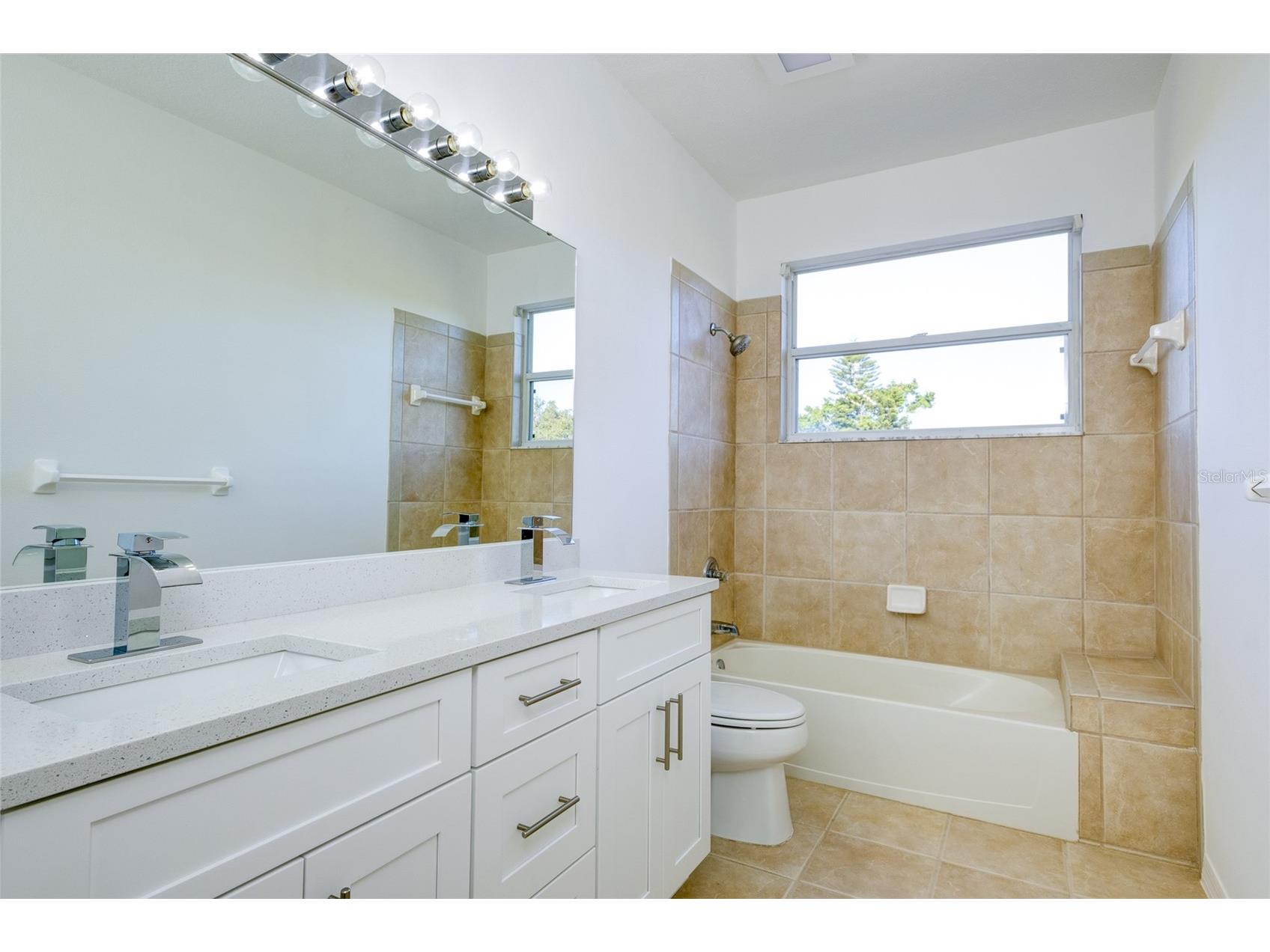 5121 Glade Fern Court Sarasota FL 34238 A4677978 image32