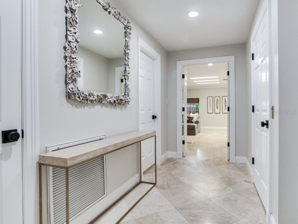 5121 S Nichol Street Tampa FL 33611 TB8444137 image66