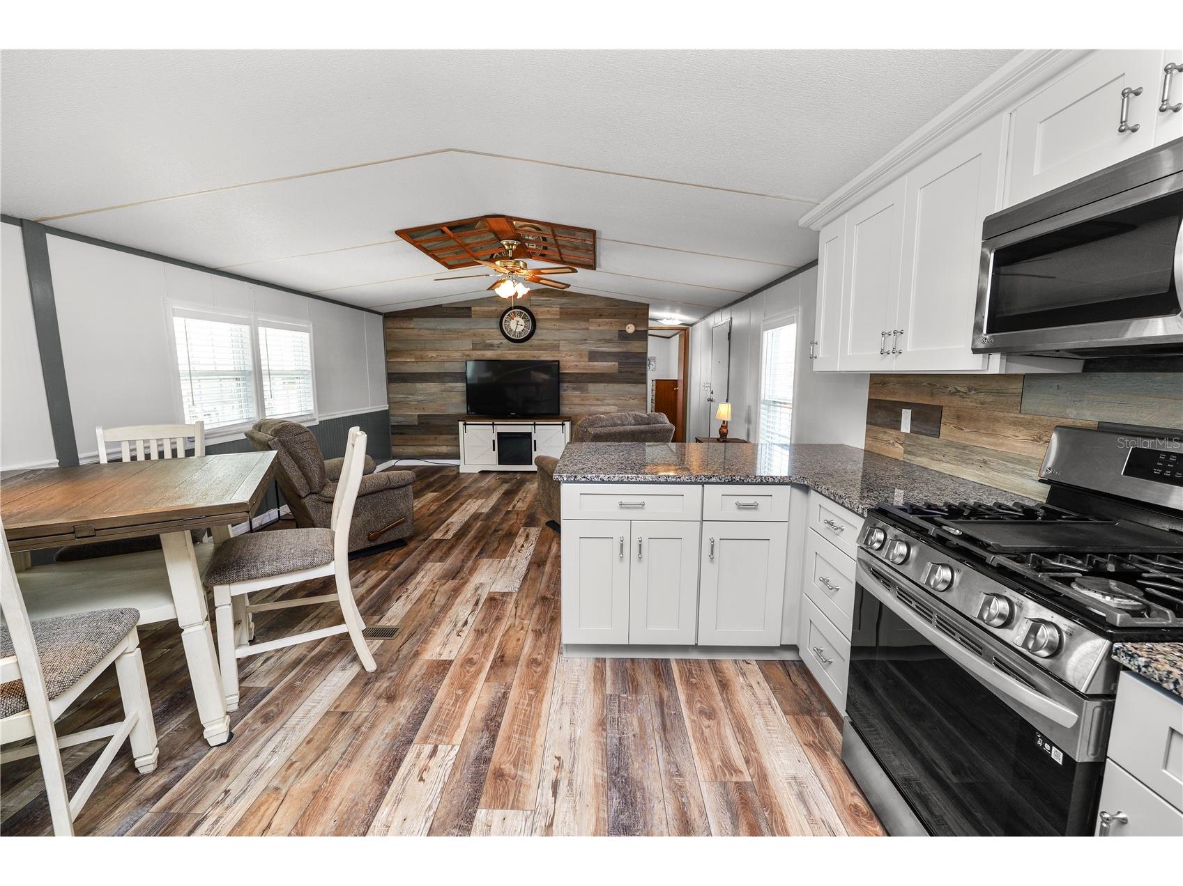 5121 Shore Line Drive Polk City FL 33868 L4959162 image15