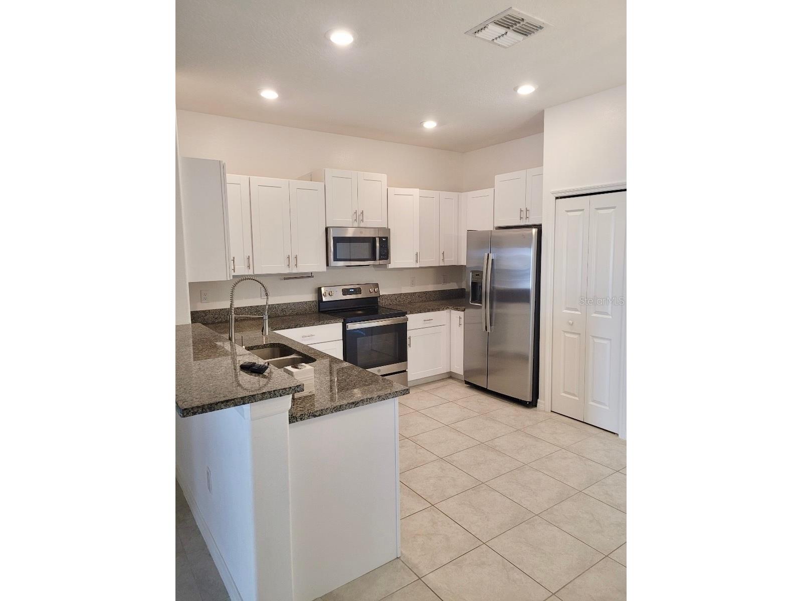 5122 Forum Boulevard Holiday FL 34690 TB8506434 image2