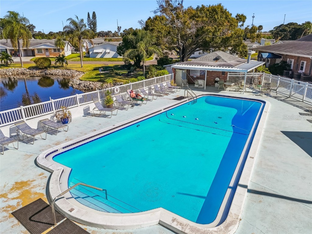 5122 Iris Drive N #12 Pinellas Park FL 33782 TB8449475 image22