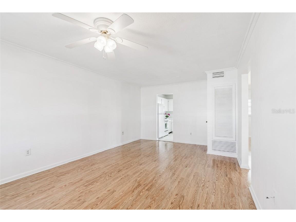 5122 Iris Drive N #12 Pinellas Park FL 33782 TB8449475 image3