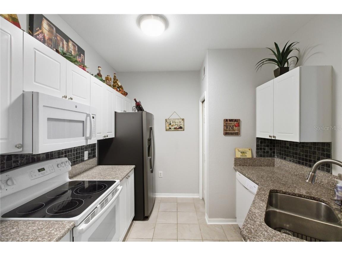 5122 Northridge Road #107 Sarasota FL 34238 A4670927 image13