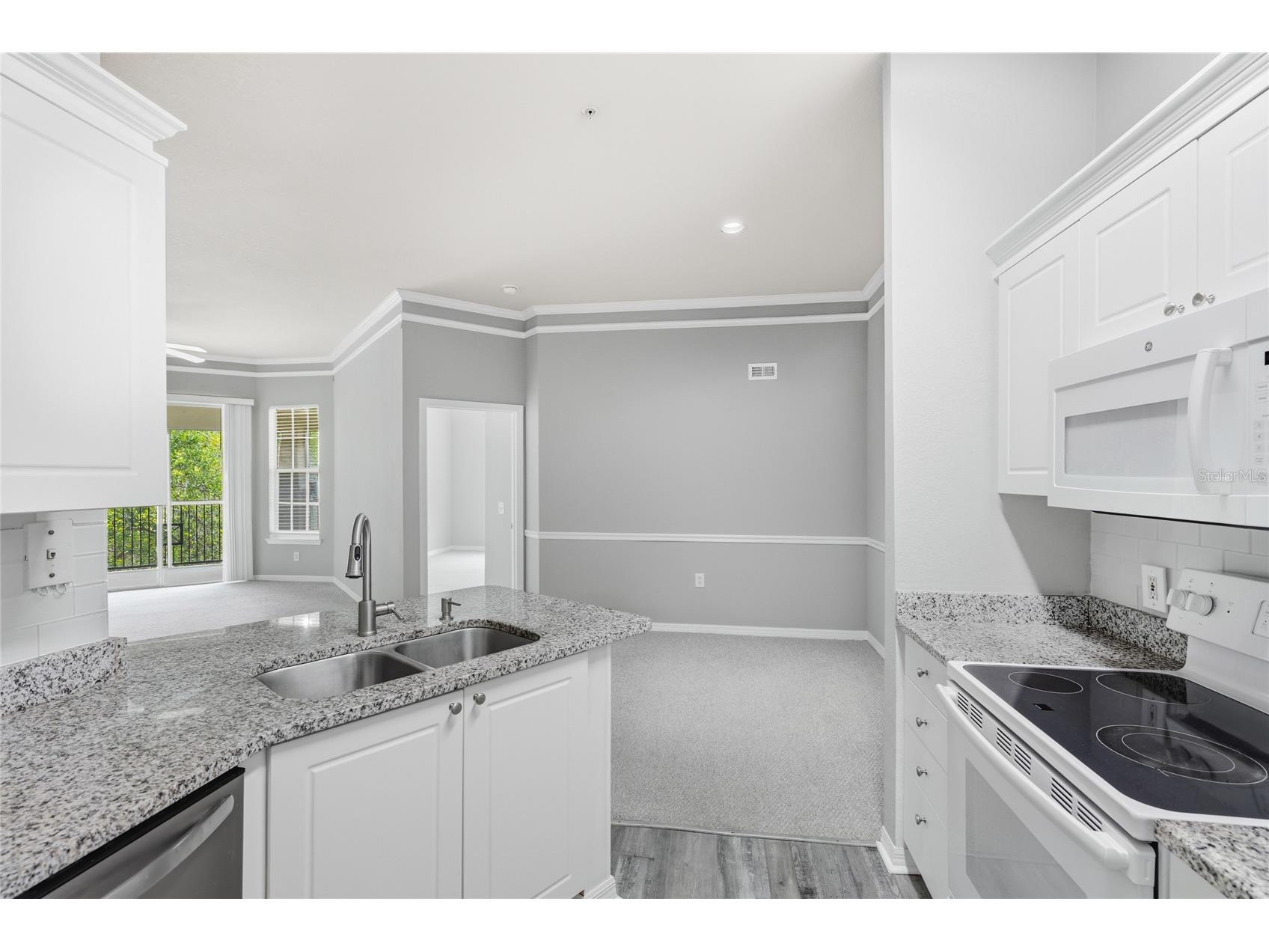 5122 Northridge Road #307 Sarasota FL 34238 A4693041 image11