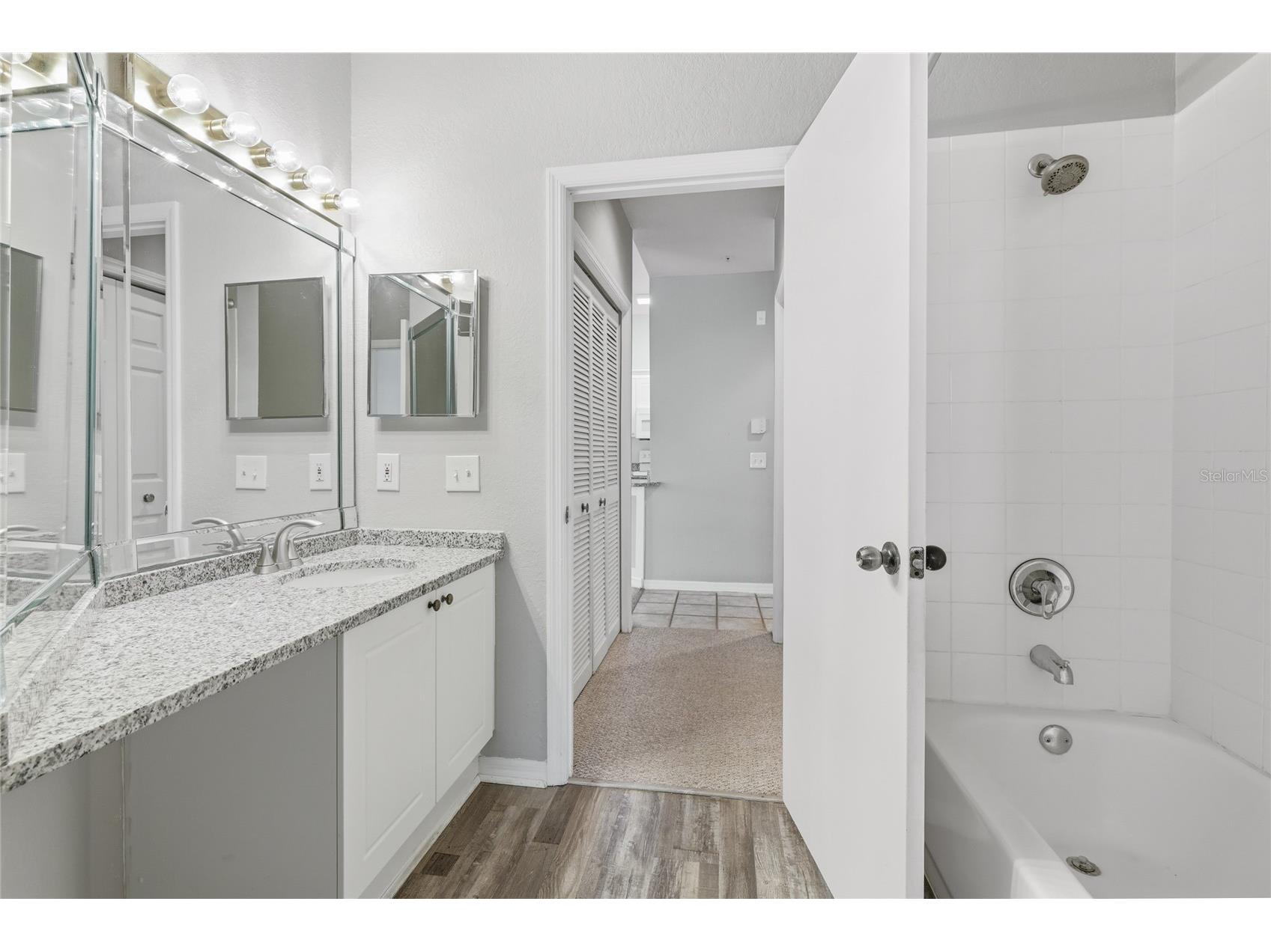 5122 Northridge Road #307 Sarasota FL 34238 A4693041 image24