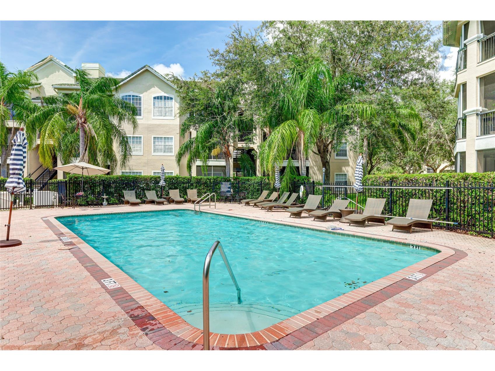 5122 Northridge Road #307 Sarasota FL 34238 A4693041 image46