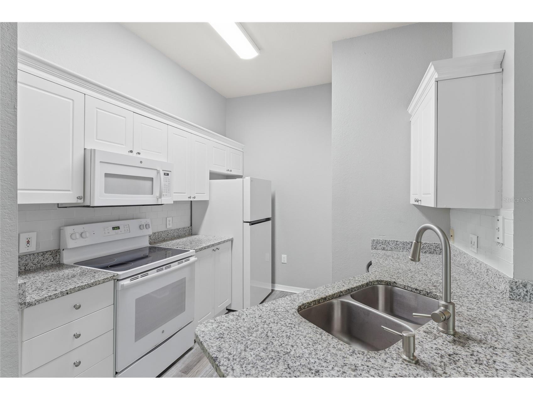 5122 Northridge Road #307 Sarasota FL 34238 A4693041 image9