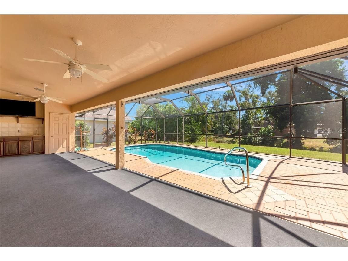 5122 Wedge Court E Bradenton FL 34203 A4668827 image8