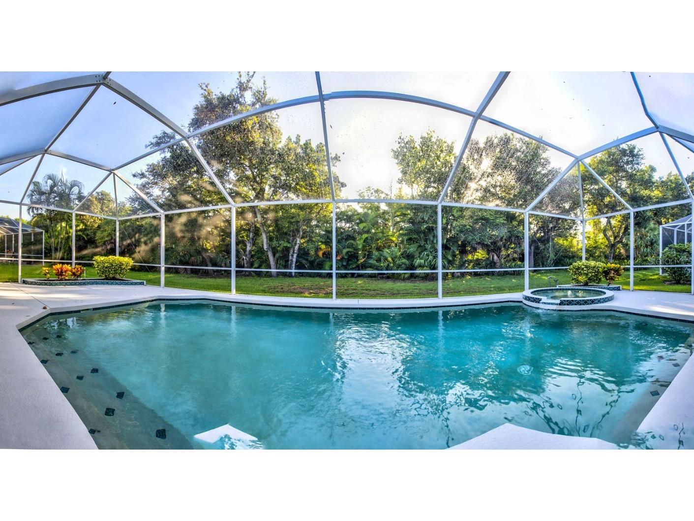 5123 51st Lane W Bradenton FL 34210 A4545406 image1