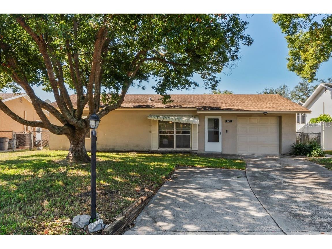 5123 Brookside Lane New Port Richey FL 34653 W7869992 image1