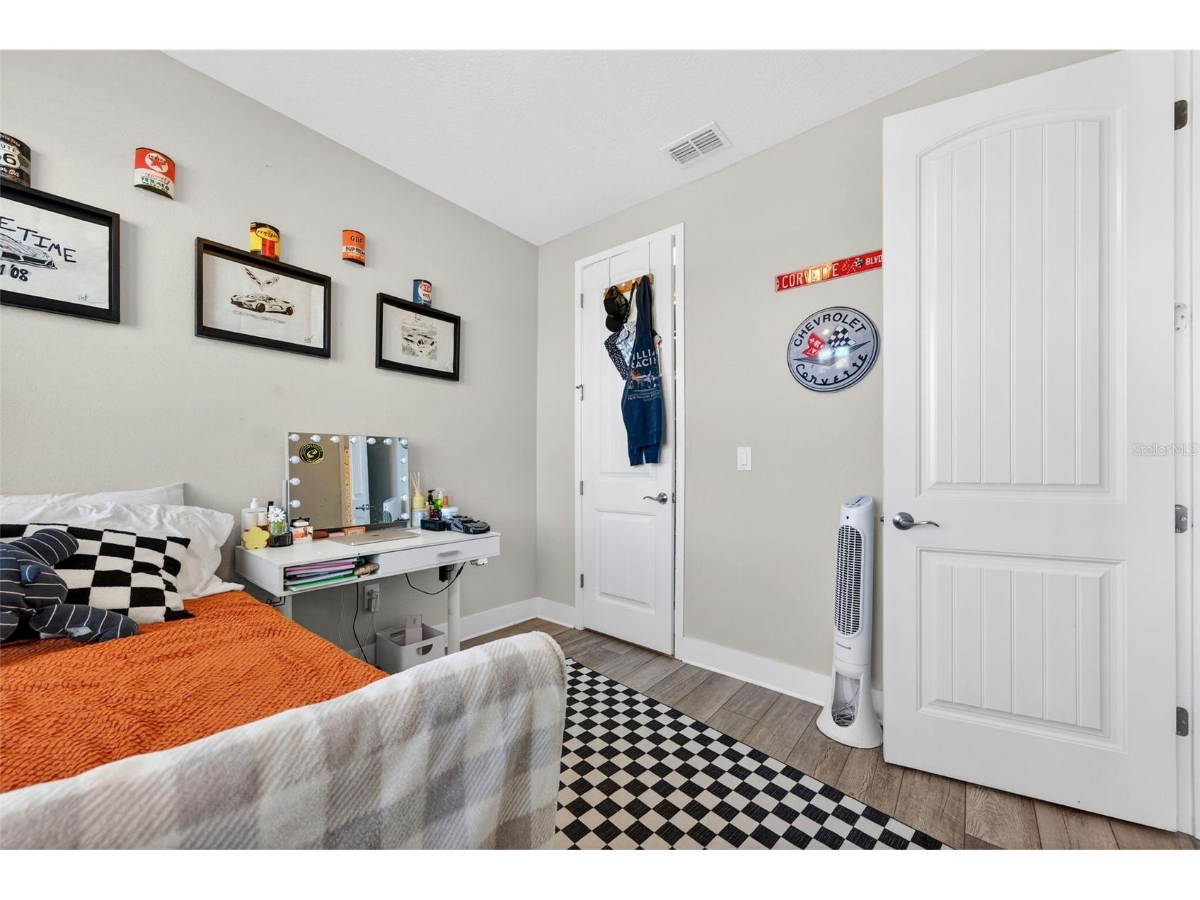 5123 Flag Street Sarasota FL 34232 TB8474541 image39