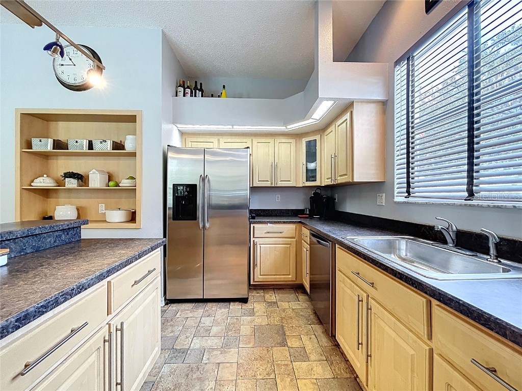 5123 Shorewood Drive Dade City FL 33523 TB8425571 image43