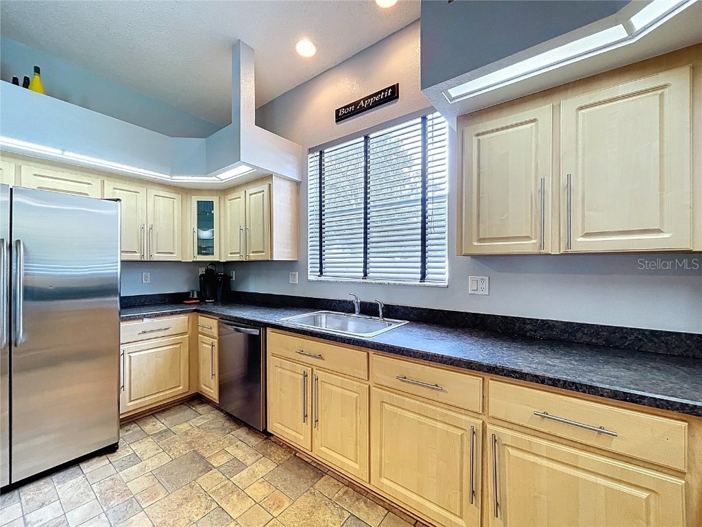 5123 Shorewood Drive Dade City FL 33523 TB8425571 image44